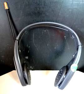 lot 243 image: Sony SRF-H4 Walkman Headset Headphones AM FM Portable - TESTEDWORKS