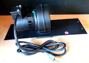lot 264 image: ENGLANDS STOVE WORKS 16O HP BLOWER MOTOR