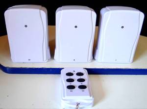 lot 288 image: PRIME Indoor Wireless Outlets - HLRC23PK (3 UNITS WITH REMOTE)