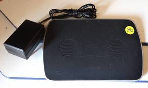 lot 292 image: AT&T Fast Charge Wireless Charging Dual Pad