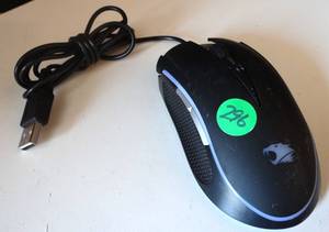 lot 296 image: Ibuypower Zeus E2 Optical Gaming Mouse