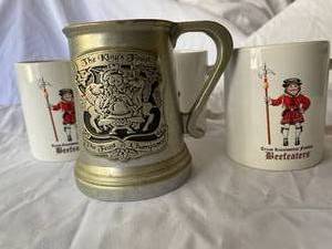 lot 24 image: TRF Feast Mug 2003 and Beefeater Coffee Cups