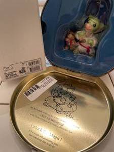lot 38 image: RMs Pocket Dragons -&nbsp My Guardian