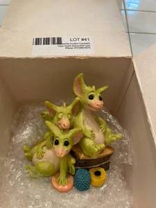 lot 41 image: RMs Pocket Dragon - Treasure