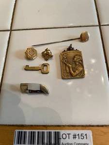 lot 151 image: Tie Tack, Medallion, small knife, Pin