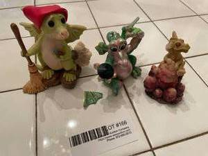 lot 166 image: Pocket Dragon &amp 2 damaged character dragons (no boxes)