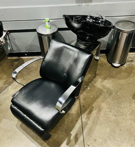 lot 5 image: Black Shampoo Back Wash Station  Bowl