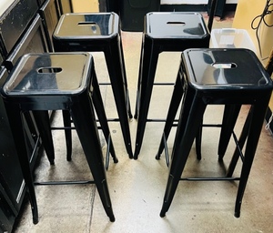 lot 27 image: Black Metal Bar Stools 30 Tall