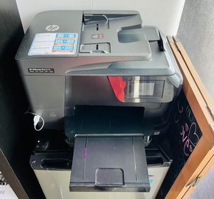lot 49 image: HP Office Jet Pro 8710 Printer
