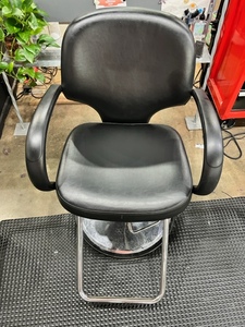 lot 63 image: Black Hair Stylist Chair