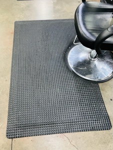 lot 72 image: Black Multi-Density Salon Mat