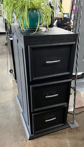 lot 80 image: 3 Drawer Storage Cabinet