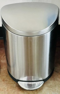 lot 96 image: Small Stainless Steel Simple Human Trash Can