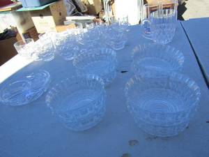 lot 34 image: 8 yogurt bowls  and 12 glasses