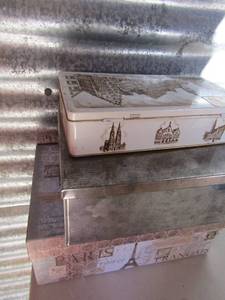 lot 61 image: 3 French tins with tops