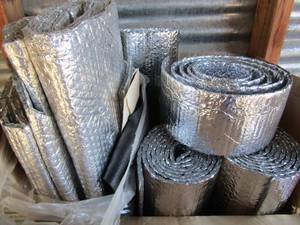 lot 78 image: Gray insulation