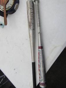 lot 87 image: 2 magnum T-ball baseball bats good condition