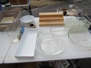 lot 104 image: 3 tier wooden spice rack, Flatwear organizer, Kool-Aid pitcher glass bowls and more