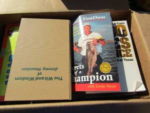 lot 110 image: Books- Bobby Floys preteen soul 2, 15 min alone with God and more