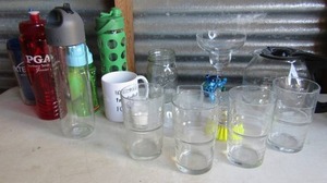 lot 191 image: Lot of assorted cups, mugs and tumblers