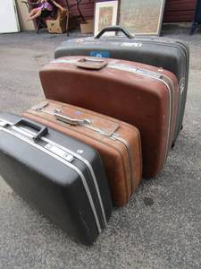 lot 249 image: Samsonite escort,  Royal trailer and Hard shell suit cases