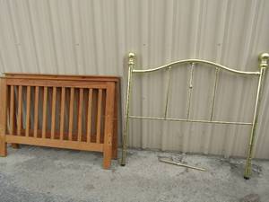 lot 254 image: Gold brass headboard  full size HB FB wood bed frame great condition