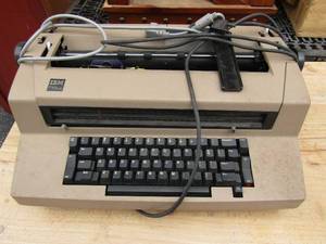 lot 255 image: IBM brown vintage typewriter