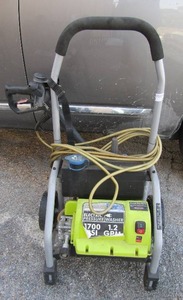lot 296 image: Riobit 1.2 GPM  1700 PSI  electric power washer