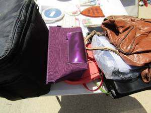 lot 329 image: Misc.- makeup bag and brushes, lunch bag, purses, and wallets
