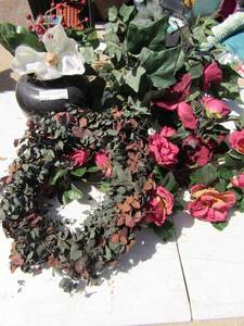 lot 349 image: 2 arrangements in pots