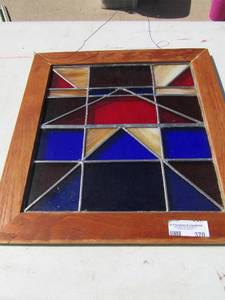 lot 370 image: Framed stain glass art piece19x18
