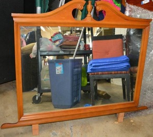 lot 20 image: Dresser Mirror With Center Finial (Oak Colored)