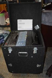 lot 5 image: Portable Rack System in Rolling Road Case