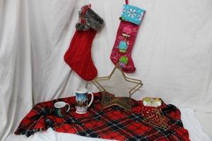 lot 86 image: Christmas Items Stockings, 2007 Budweiser Mug, Blanket and Dcor