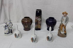 lot 112 image: Home Dcor Vases stamped Japan Satsuma, Figurines and Bells