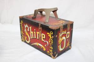 lot 150 image: Wooden Shoe Shine Box