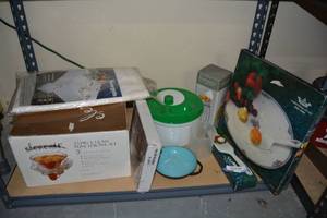 lot 237 image: Bone China Serving Plate and Server, Fry Stand, Punch Bowl Set