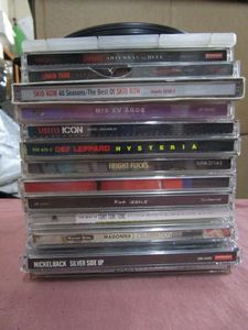 lot 92 image: LOT OF CDS... DEF LEPPARD, LINKIN PARK, NICKELBACK, NIRVANA.. MANY MORE.