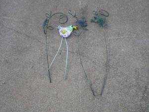 lot 97 image: METAL YARD STAKES GARDENYARD DECOR WITH DIFFERENT ANIMALS