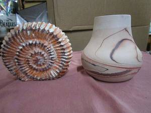 lot 110 image: HAND MADE &amp PAINTED NEMADJI POTTERY VASE, SHELL POTTERY DECOR