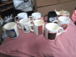 lot 118 image: MAGIC COLOR CHANGING MUGS