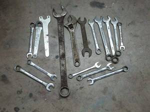 lot 51 image: LOT OF WRENCHES