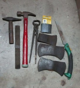 lot 134 image: PINCER PLIERS, AXE HEADS, DRIVE MASTER HAMMER, HANDLE GUARD AXE EYE, ACE SAW KNIFE, FILE, AXE PICK,&nbsp&nbsp