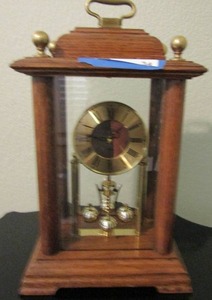 lot 34 image: MANTLE CARRIAGE CLOCK BY PEARL QUARTZ 15 BY 9 BY 6