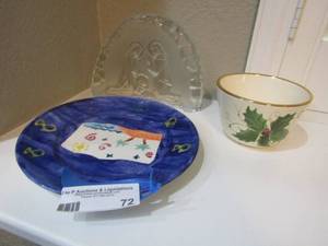 lot 72 image: HOLLY BOWL BY LAURIE PLATE AND A CRYSTAL NATIVITY 6 BY 8