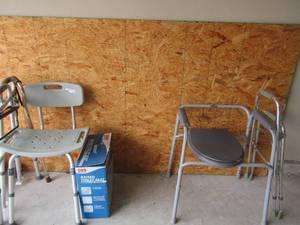 lot 134 image: POTTY CHAIRS, SHOWER CHAIRS, TOILET SEAT RAISED NIB, WALKER