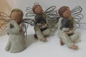 lot 147 image: WILLOW TREE FIGURINES TIMES 3