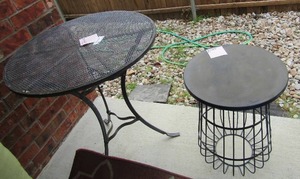 lot 152 image: 2 METAL PATIO SIDE TABLES  -  ONE IS 28 X 14     SMALL ONE IS 21 X 16
