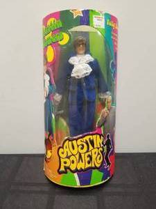 lot 57 image: Austin Powers - action figure - appears unopened