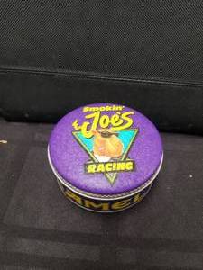 lot 77 image: Smokin Joes Racing tin with lighter